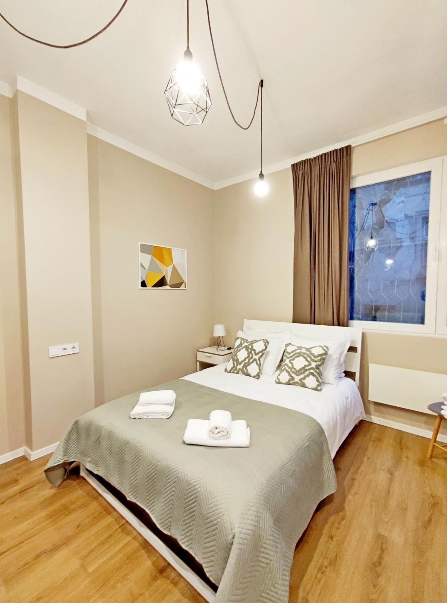 Top Centre 1 Bedroom Apt Next To Vitosha Blvd. Sofía Exterior foto